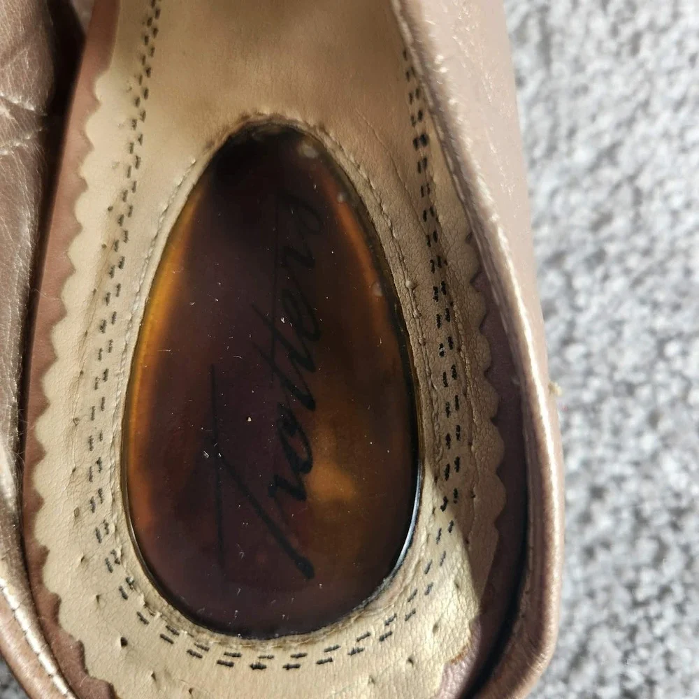 Trotters Cameron Sandals Gold Metallic Twisted Leather Wedge Women‎ Size 8N